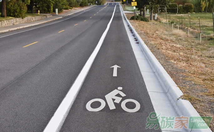 為實現(xiàn)碳中和，挪威花10億美元建自行車公路
