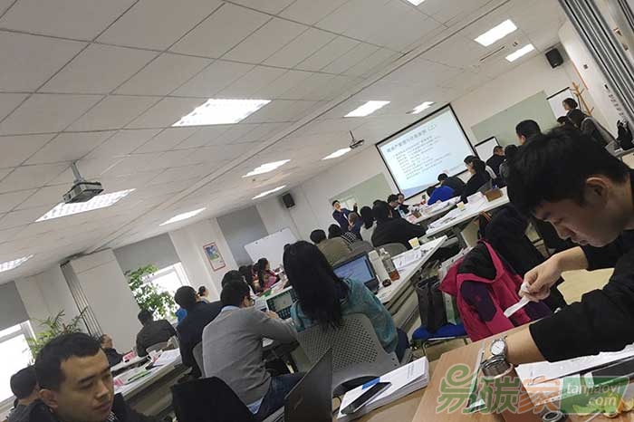 2016年環(huán)交所碳市場(chǎng)能力建設(shè)培訓(xùn)圓滿(mǎn)收官