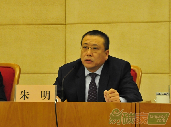 加快應用現(xiàn)代垃圾焚燒處理及污染防治技術